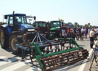 traktori blokada